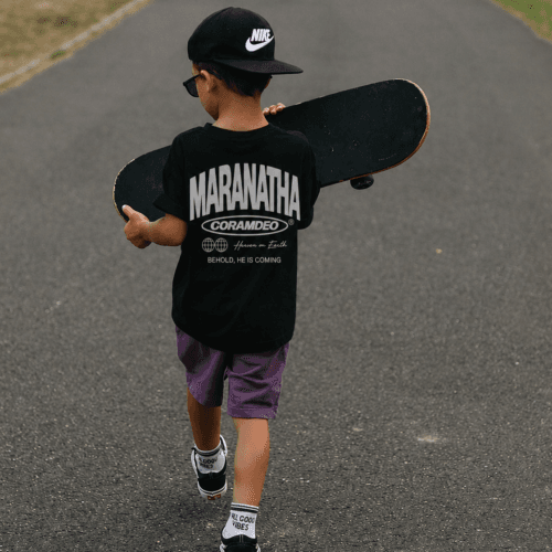 Coram Deo Collection POLERA MANGA CORGA NIÑO